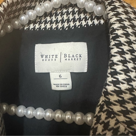 White House Black Market | Houndstooth Pattern Blazer - Picture 3 of 4